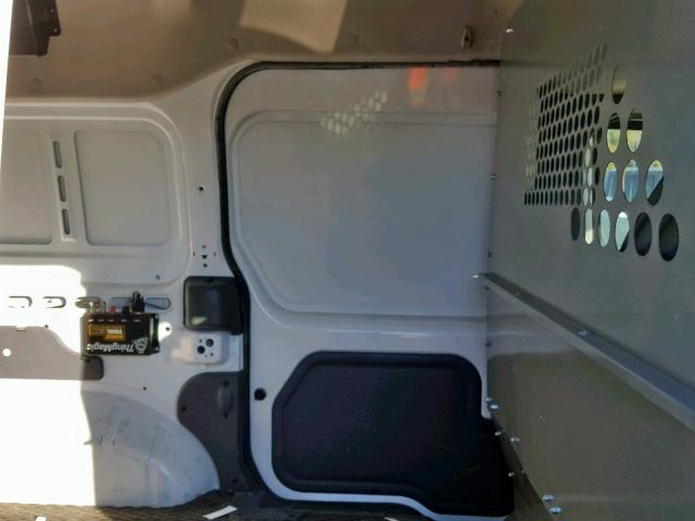 NM0LS7DN1AT032071 - 2010 FORD TRANSIT CO WHITE photo 6