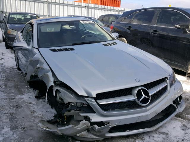 WDBSK7BA9BF162421 - 2011 MERCEDES-BENZ SL 550 GRAY photo 1