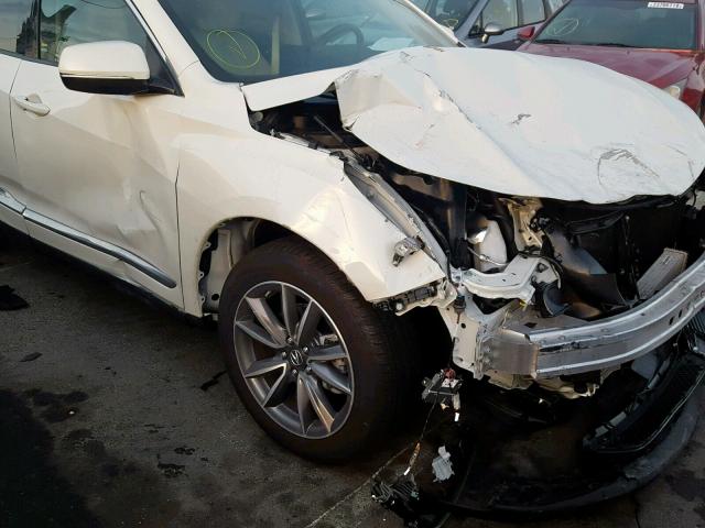 5J8TC2H59KL023635 - 2019 ACURA RDX WHITE photo 9