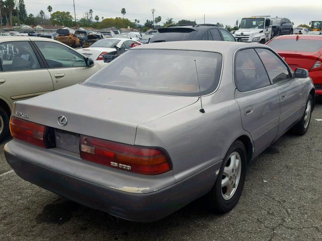 JT8GK13T4R0033468 - 1994 LEXUS ES 300 BLACK photo 4