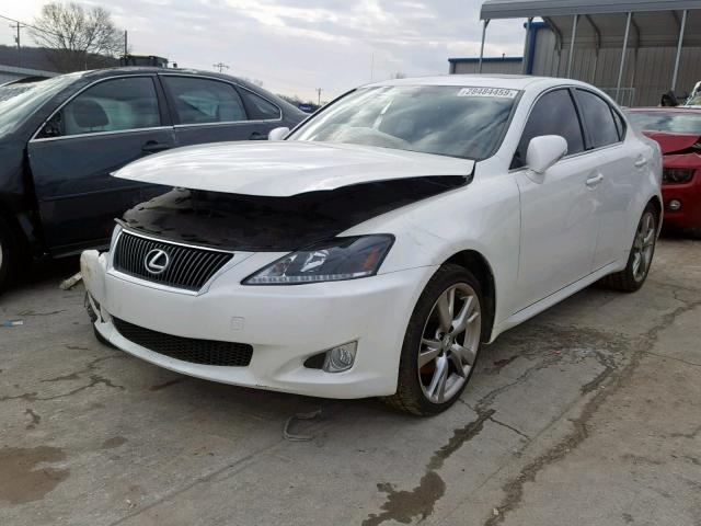 JTHBK262895094019 - 2009 LEXUS IS 250 WHITE photo 2