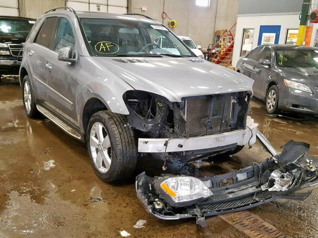 4JGBB8GB3BA726887 - 2011 MERCEDES-BENZ ML 350 4MA GRAY photo 1