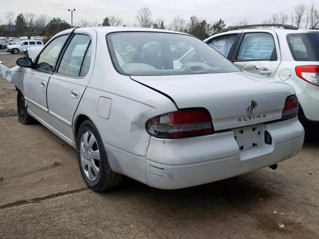 1N4BU31D2VC164071 - 1997 NISSAN ALTIMA XE WHITE photo 3