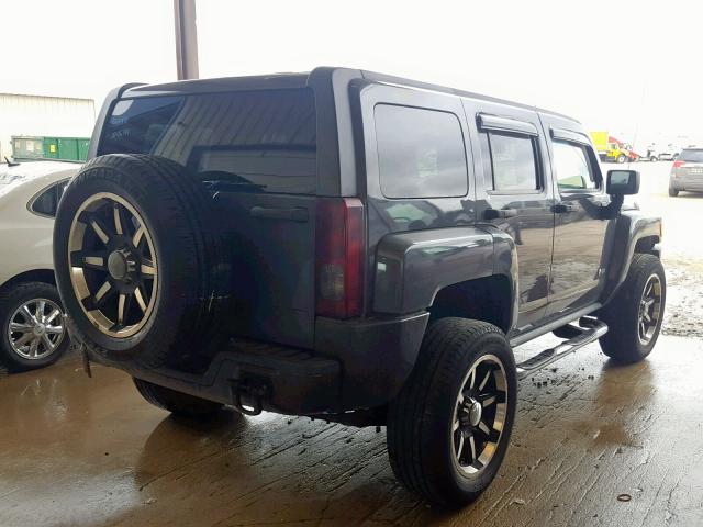 5GTEN13E998102389 - 2009 HUMMER H3 GRAY photo 4