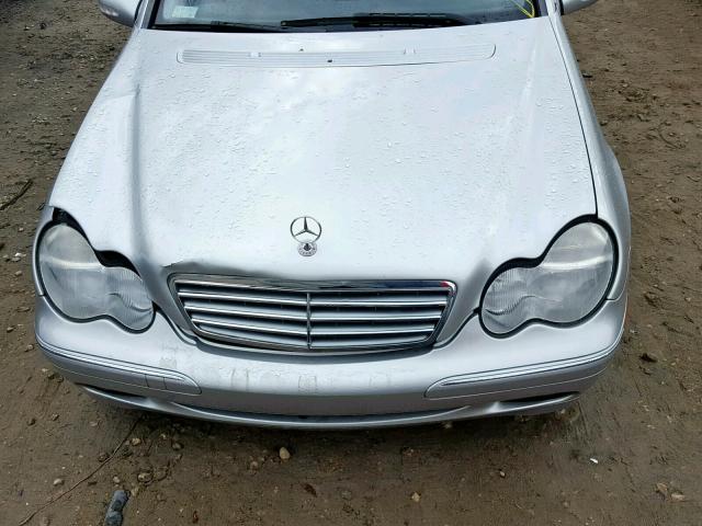 WDBRF61J54F540638 - 2004 MERCEDES-BENZ C 240 SILVER photo 7