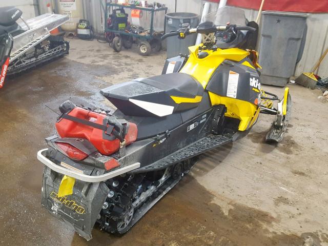 2BPSUECB7CV000232 - 2012 SKI DOO MXZ 600 BLACK photo 4