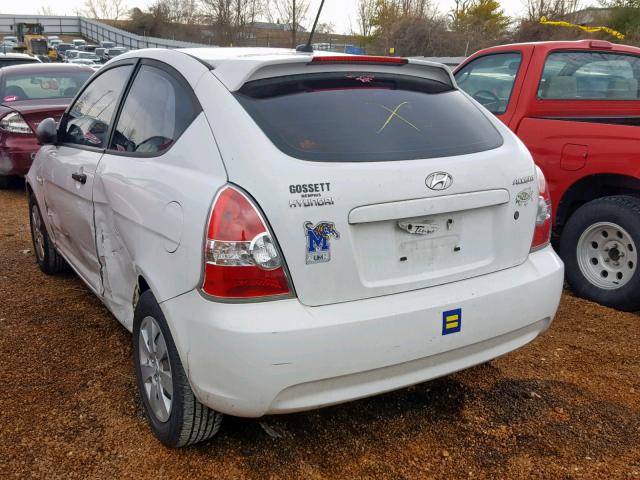 KMHCM36C79U134834 - 2009 HYUNDAI ACCENT GS WHITE photo 3