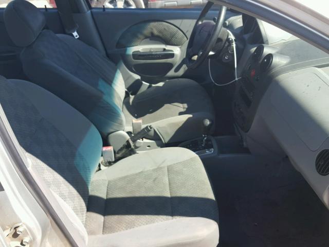 KL1TD52685B472918 - 2005 CHEVROLET AVEO BASE Күміс фото 5