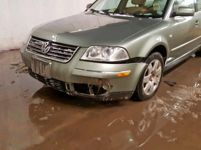 WVWWH63B93E146536 - 2003 VOLKSWAGEN PASSAT GLX GREEN photo 9