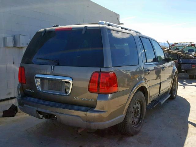 5LMFU27R04LJ11093 - 2004 LINCOLN NAVIGATOR CHARCOAL photo 4