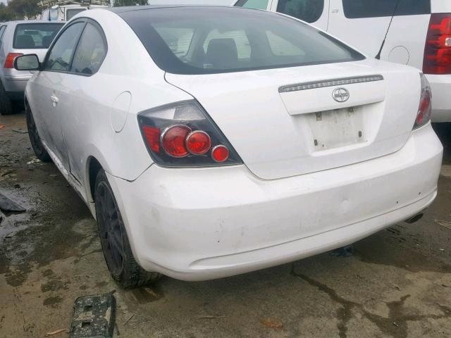 JTKDE167380262080 - 2008 TOYOTA SCION WHITE photo 3