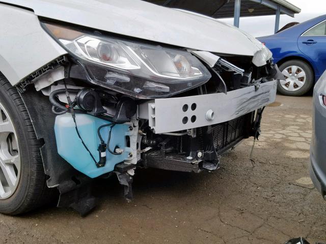 1G1RD6S56JU136367 - 2018 CHEVROLET VOLT PREMI WHITE photo 9