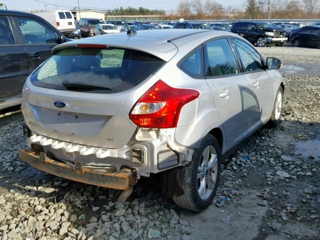 1FADP3K29EL172312 - 2014 FORD FOCUS SE SILVER photo 4