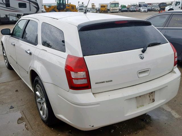 2D4FV47T28H177775 - 2008 DODGE MAGNUM WHITE photo 3