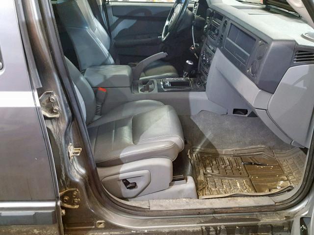 1J8HG48N77C644229 - 2007 JEEP COMMANDER SILVER photo 5
