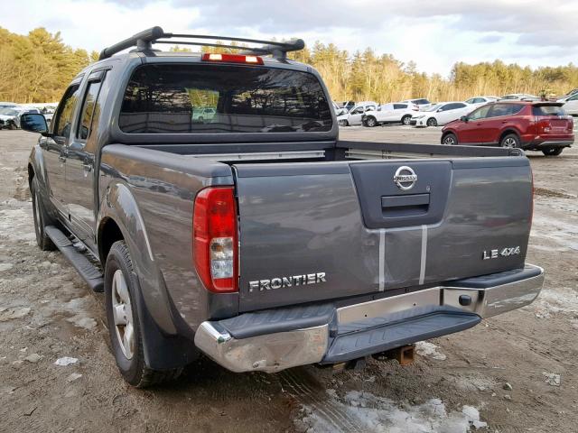 1N6AD07WX6C413549 - 2006 NISSAN FRONTIER C GRAY photo 3