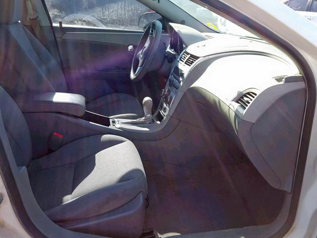 1G1ZG57B484190955 - 2008 CHEVROLET MALIBU LS WHITE photo 5