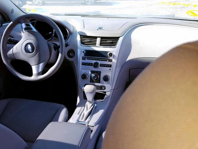 1G1ZG57B484190955 - 2008 CHEVROLET MALIBU LS WHITE photo 9