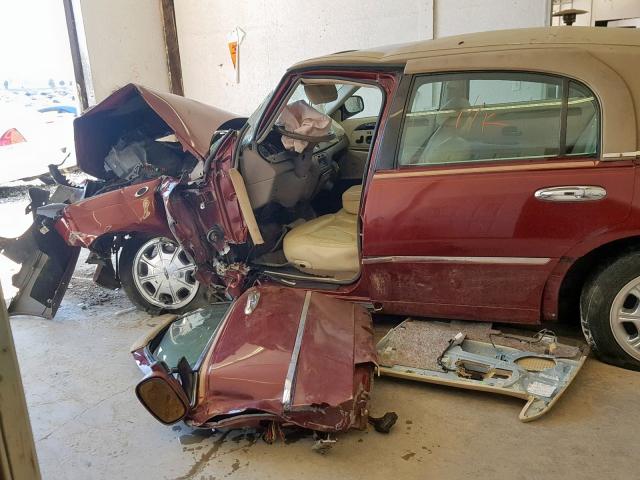 1LNFM83W2WY681331 - 1998 LINCOLN TOWN CAR C MAROON photo 9