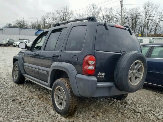 1J4GL38K65W723895 - 2005 JEEP LIBERTY RE BLACK photo 3