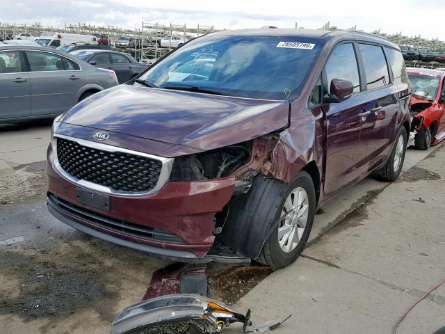 KNDMB5C13F6059577 - 2015 KIA SEDONA LX MAROON photo 2