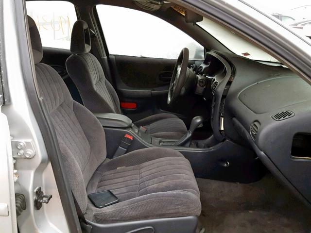 1G2WK52J52F159754 - 2002 PONTIAC GRAND PRIX SILVER photo 5