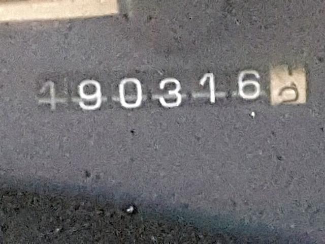 1G2WK52J52F159754 - 2002 PONTIAC GRAND PRIX SILVER photo 8