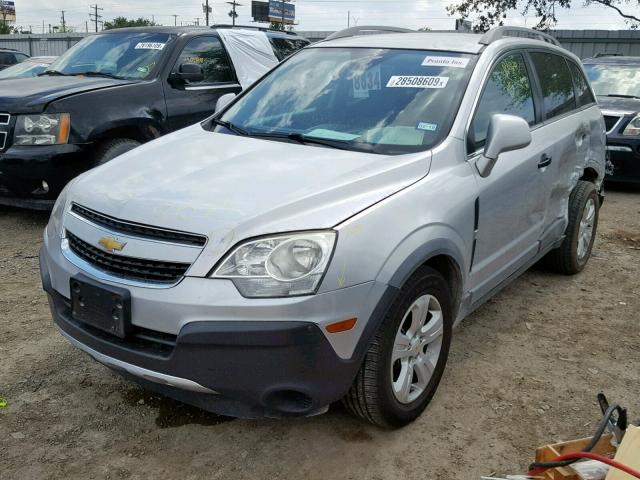 3GNAL1EK8ES557760 - 2014 CHEVROLET CAPTIVA LS 银色 照片 2