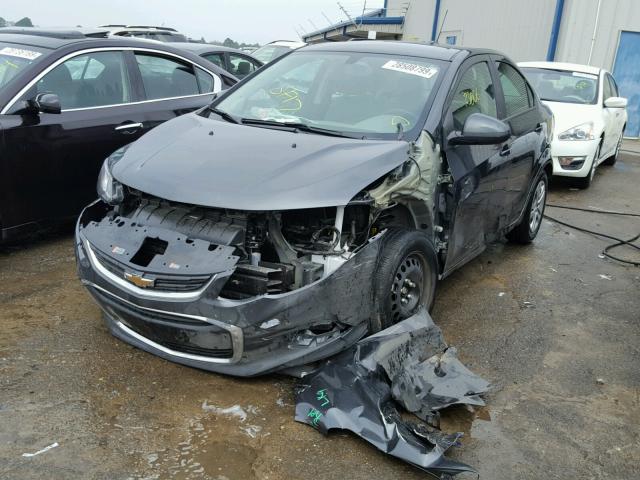 1G1JB5SH1H4157595 - 2017 CHEVROLET SONIC LS GRAY photo 2