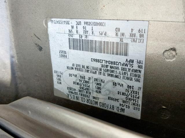 5LMFU28R04LJ28863 - 2004 LINCOLN NAVIGATOR 灰色 照片 10