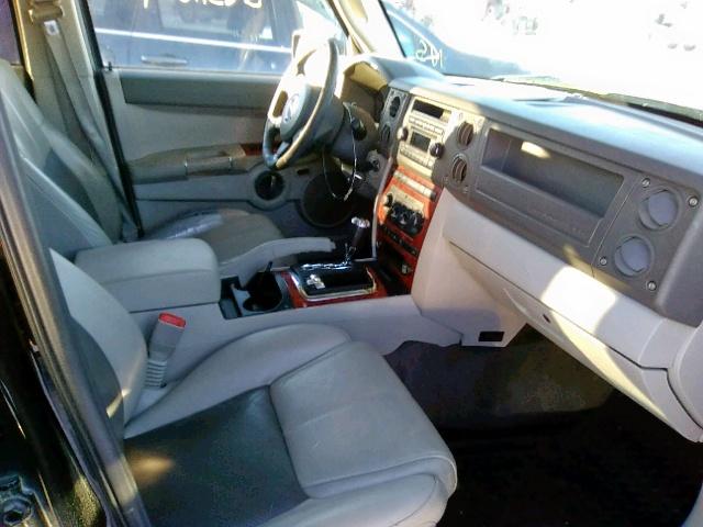 1J8HG58N56C149936 - 2006 JEEP COMMANDER BLACK photo 5