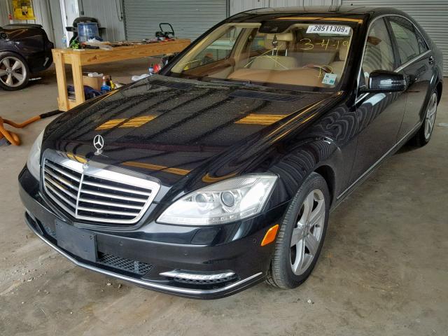 WDDNG7BB3AA295363 - 2010 MERCEDES-BENZ S 550 BLACK photo 2