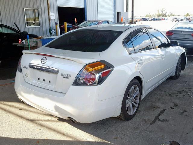 1N4BL2APXAC186885 - 2010 NISSAN ALTIMA SR WHITE photo 4