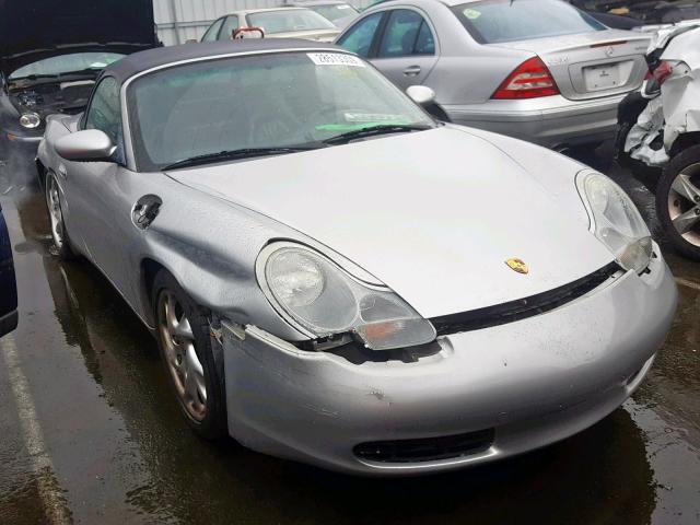 WP0CA2989YU620400 - 2000 PORSCHE BOXSTER SILVER photo 1