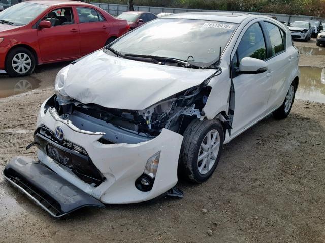 JTDKDTB3XG1129485 - 2016 TOYOTA PRIUS C WHITE photo 2