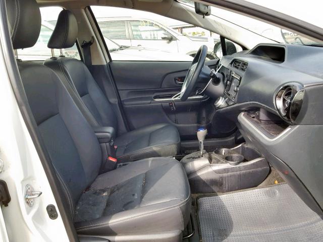 JTDKDTB3XG1129485 - 2016 TOYOTA PRIUS C WHITE photo 5