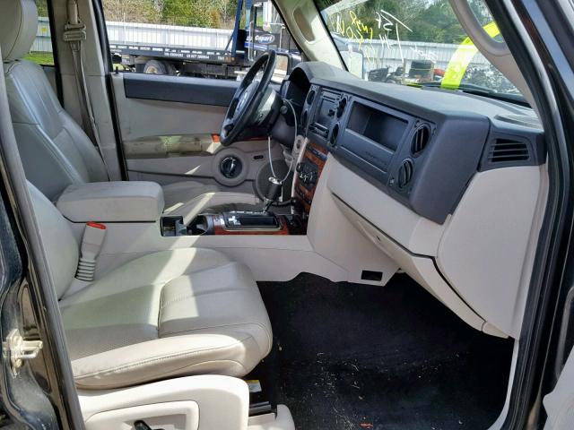 1J8HG58266C125196 - 2006 JEEP COMMANDER BLACK photo 5