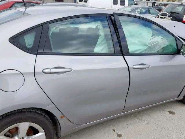 1C3CDFBA7GD634973 - 2016 DODGE DART SXT SILVER photo 9