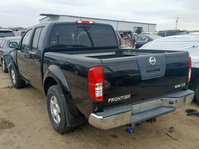 1N6AD07W05C439723 - 2005 NISSAN FRONTIER C BLACK photo 3