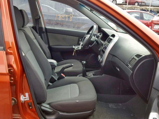 KNAFE221095025930 - 2009 KIA SPECTRA EX ORANGE photo 5