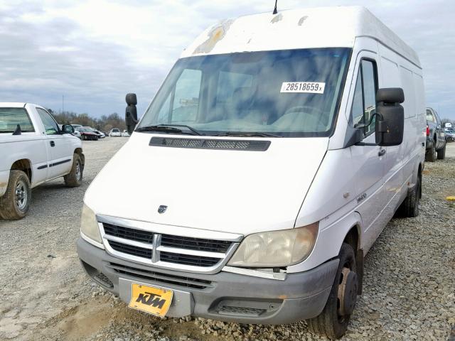 WD0PD544655841058 - 2005 DODGE SPRINTER 3 WHITE photo 2