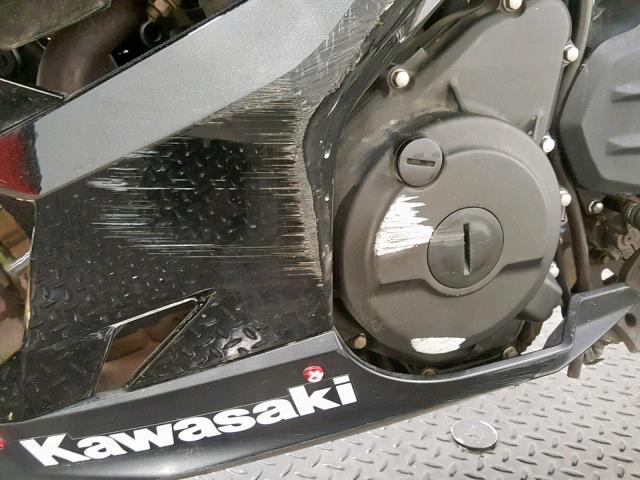 JKAEXKG10JDA10191 - 2018 KAWASAKI EX400 BLACK photo 14