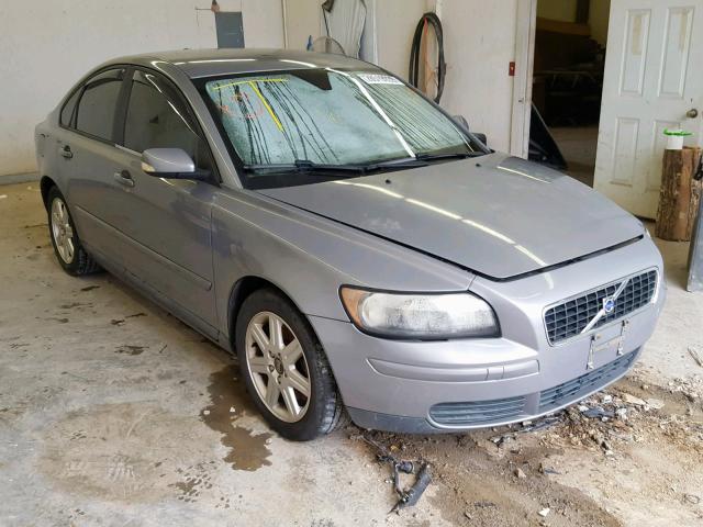 YV1MS382762202148 - 2006 VOLVO S40 2.4I GRAY photo 1