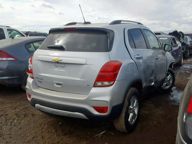 3GNCJPSB0HL285922 - 2017 CHEVROLET TRAX 1LT SILVER photo 4