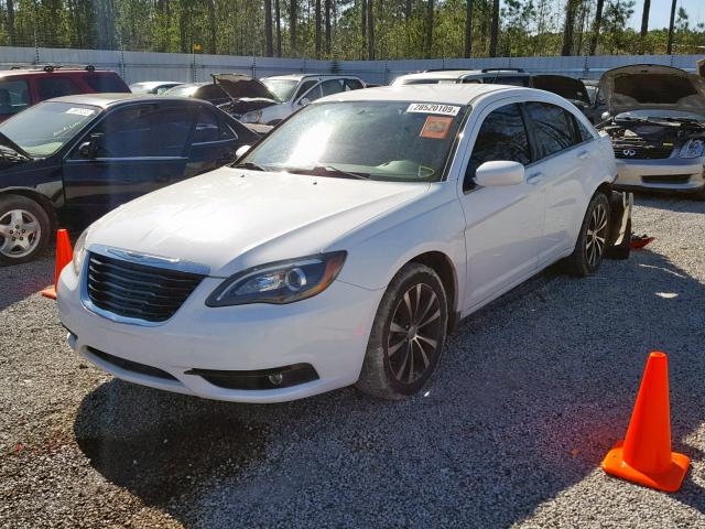 1C3CCBBB6DN674293 - 2013 CHRYSLER 200 TOURIN WHITE photo 2