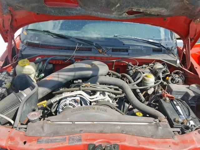 1B7GL26Z2XS112000 - 1999 DODGE DAKOTA RED photo 7