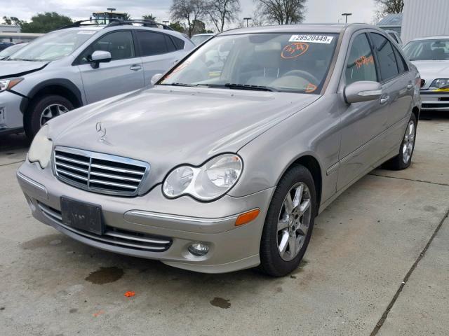 WDBRF54H57F886079 - 2007 MERCEDES-BENZ C 280 SILVER photo 2