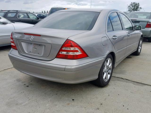 WDBRF54H57F886079 - 2007 MERCEDES-BENZ C 280 SILVER photo 4