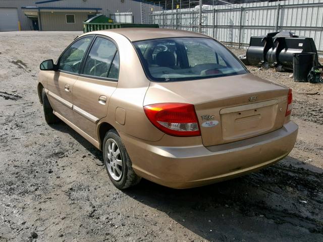 KNADC125236219905 - 2003 KIA RIO GOLD photo 3