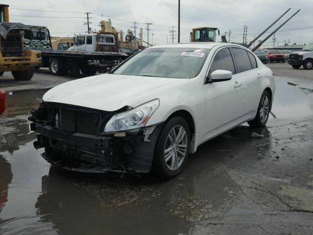 JN1DV6AP2BM831211 - 2011 INFINITI G25 BASE WHITE photo 2